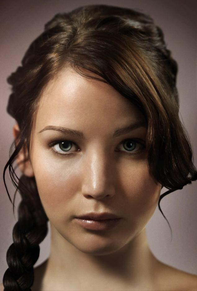 Photographs from the Hunger Games (3)