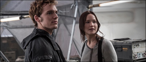 katniss-finnick-mockingjay